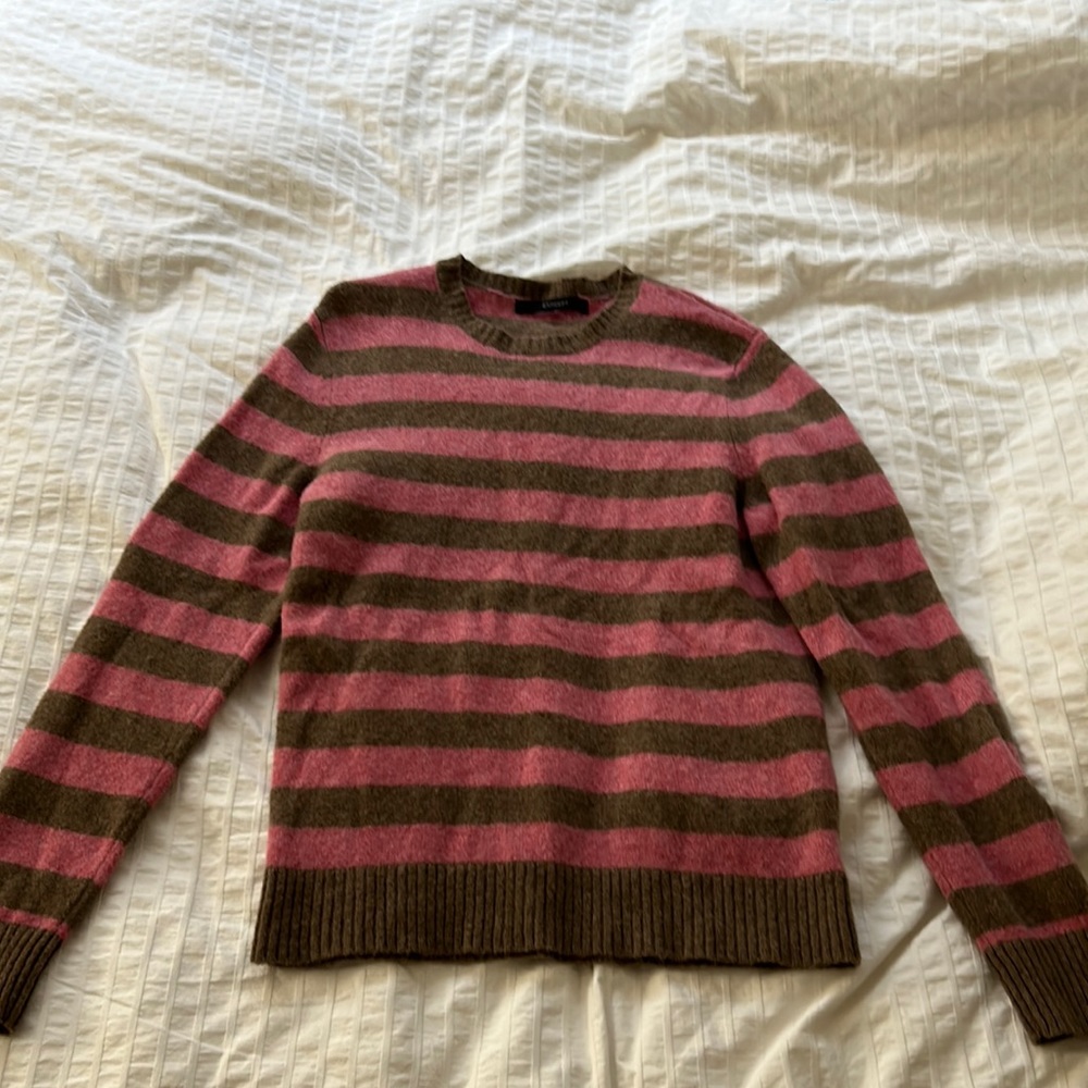 Express, Size small, pink and brown, Lambs wool